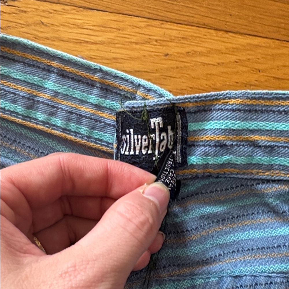 Vintage Levi’s silvertab 90s blue striped jeans - Picture 4 of 6